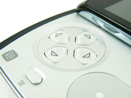 Cận cảnh Sony Ericsson Xperia Play