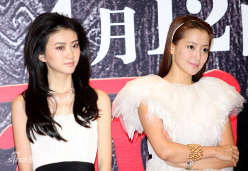 Kim Hee Sun khoe sắc bên 'đệ nhất mỹ nhân Bắc Kinh'
