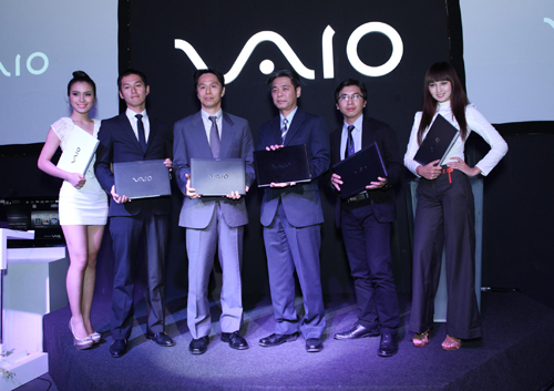 Laptop thương gia Vaio Z giá gần 64 triệu đồng tại Việt Nam