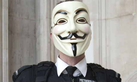 Anonymous đang chứng minh họ có thể thách thức bất cứ ai.