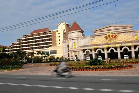 Các casino tại Việt Nam hiện chỉ mở cửa cho người nước ngoài. Ảnh: AFP